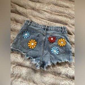 cute little flower shorts